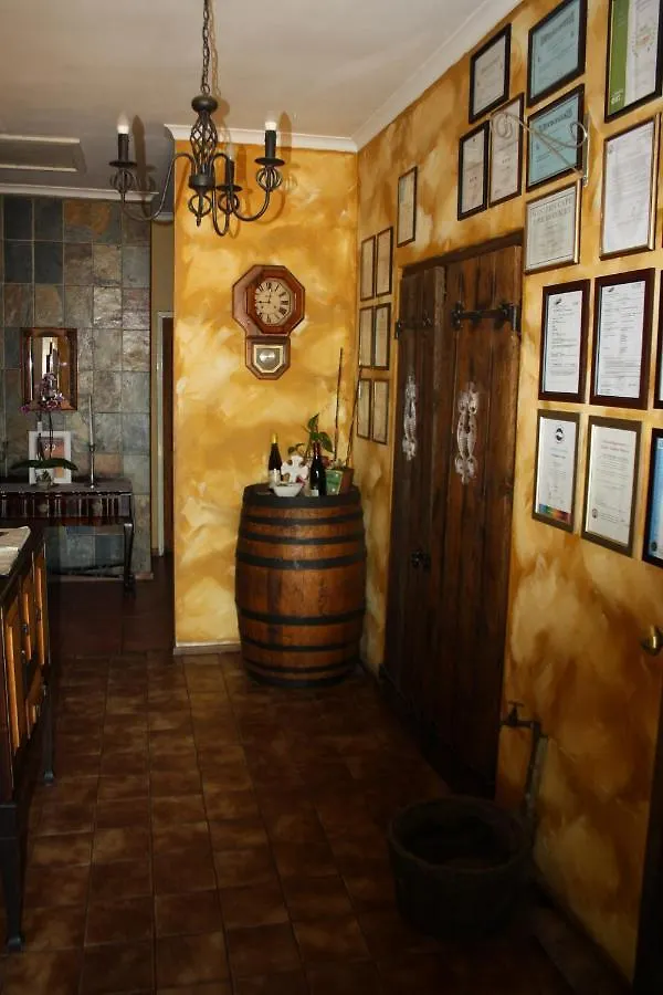 The Vinelands On Alpha Guest House Cape Town