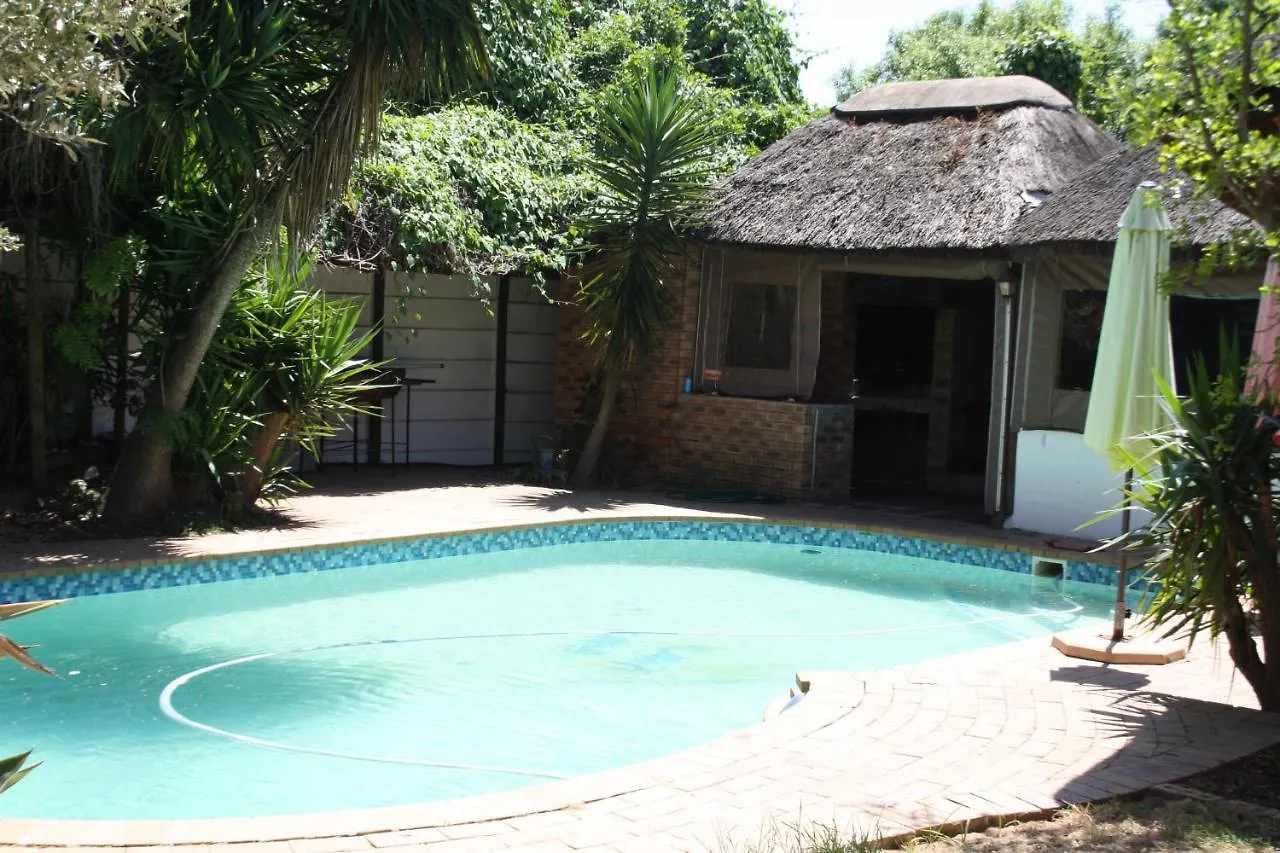 Bed & Breakfast The Vinelands On Alpha Guest House Cape Town South Africa